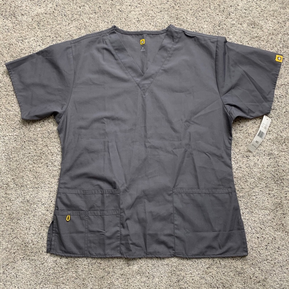 Wonderwink scrub top NWT